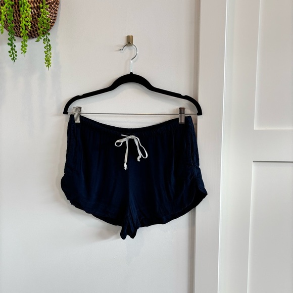 Brandy Melville Womens Navy Blue Elastic Waist Drawstring PullOn Shorts One Size - Picture 1 of 8